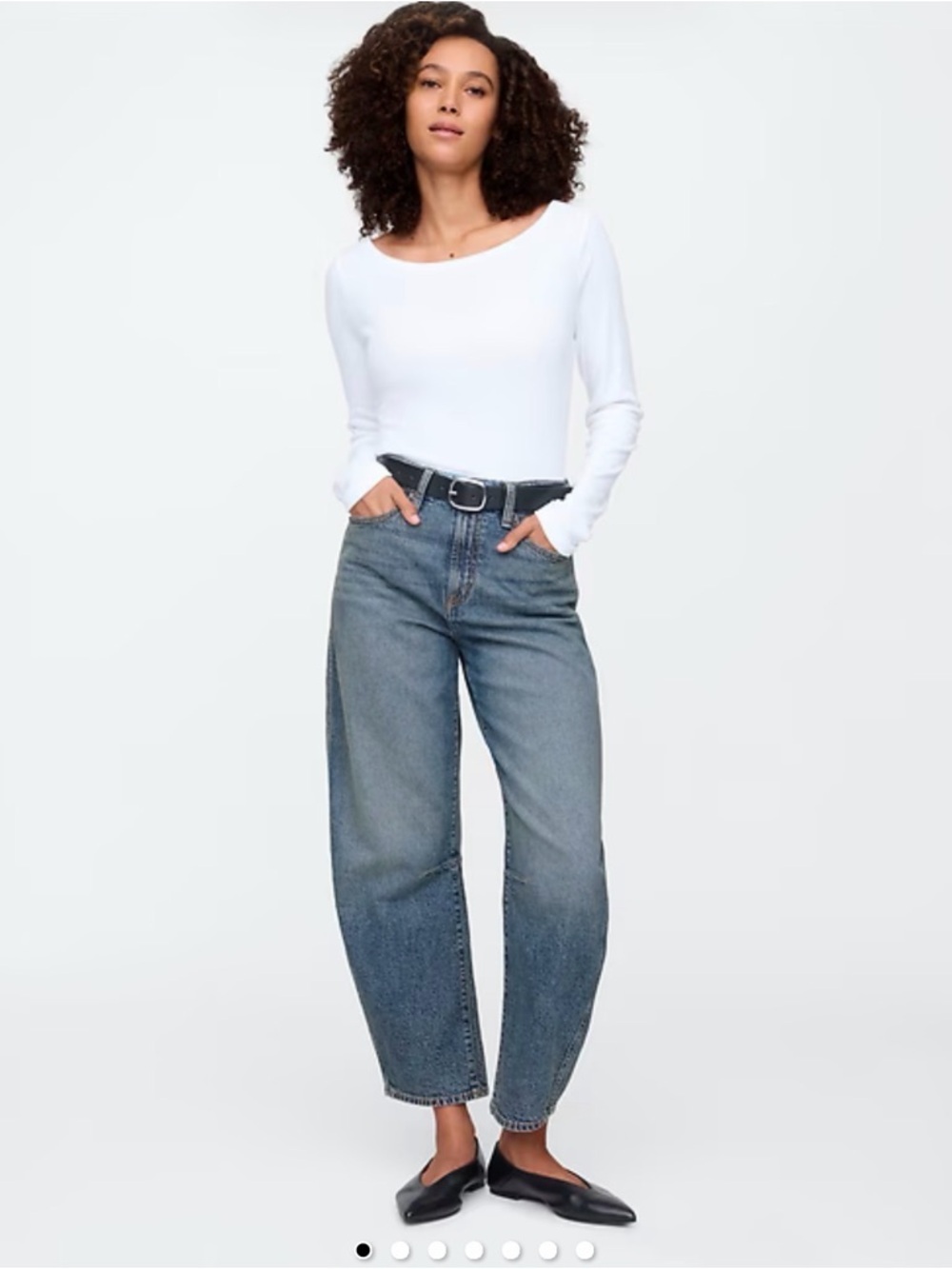 GAP Women’s Boyfriend Jeans in Medium Blue Wash